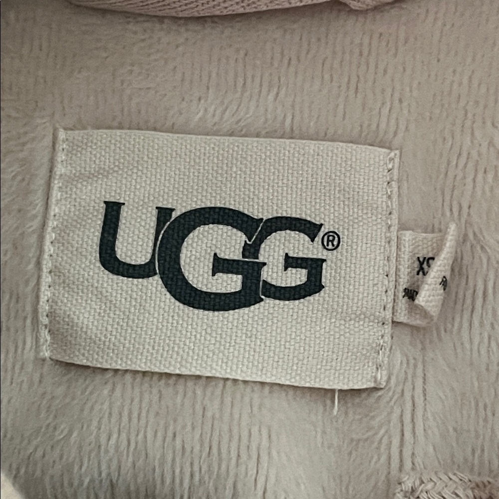 UGG Women's Cream Cowl Neck Cape Poncho